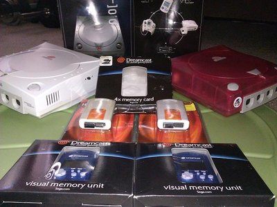 DC Internal VGA Mod and Pink DC Shell Replacement Mod. VMU's, 3rd Party Jump paks etc.