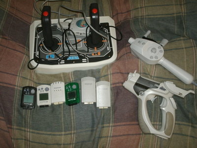 Saturn Twin Stick with Total control 3 converter, Pelican lightgun, 2 Jump paks, 3 VMUs and 4x memory card